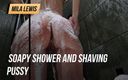 Mila Lewis: Seifige dusche und muschi rasieren
