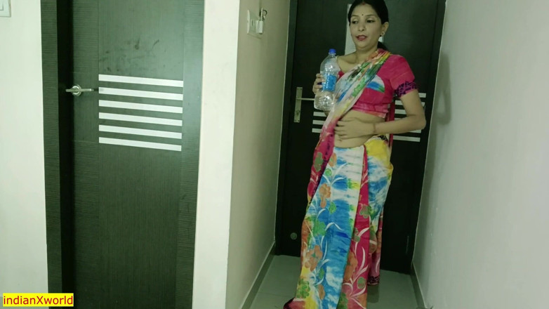Indian Xshot: भारतीय ससुर सौतेले बेटे की नई पत्नी को चोदता है !! भारतीय वर्जित सेक्स