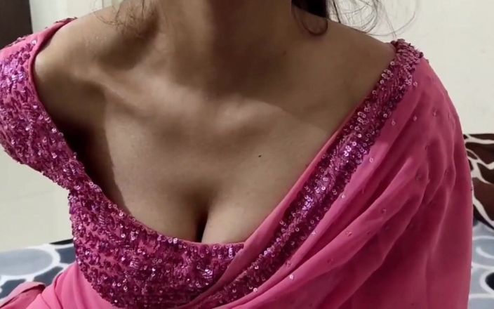 Saara Bhabhi: Hindský sex Roleplay - poprvé Desi Jija šuká Saarův zadek a kundičku