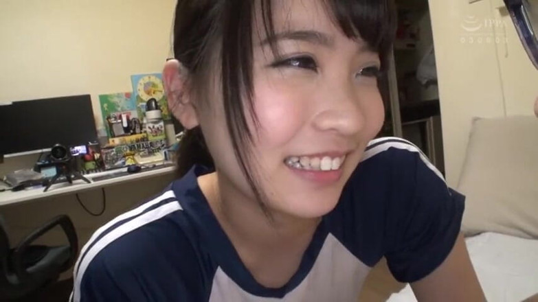 CherryBONBON: 乳首をからかい、恥に火がつき、彼女は彼を至福に乗せます。