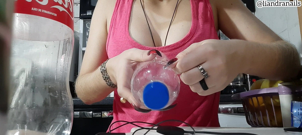 Goddess Li: Uñas fuertes