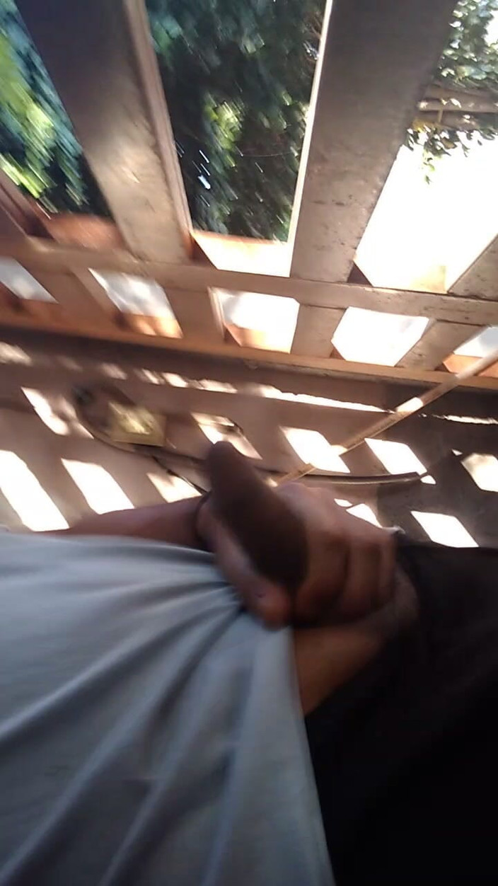 AlexAlejandro13: Masturbation chez moi