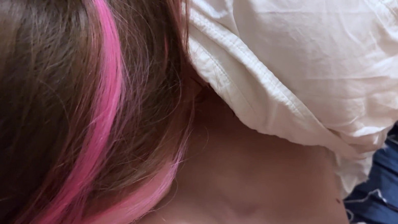 BubbleGum: Kočička se třese nohama ze sexy ptáka