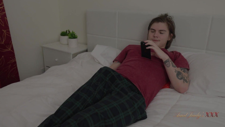 Aunt Judy's XXX: AuntJudysXXX - 58yo Mature Stepmom Bobbi Shay Fucks Her Stepson