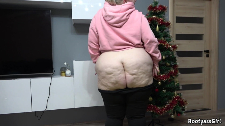 Bootyass Girl: Ngentot pantat bahenol istriku pagi-pagi waktu lagi liburan natal