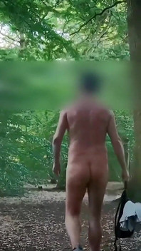 Walkabout Audacieux À La Campagne
