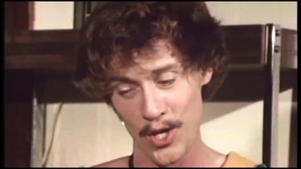 Threesome jadul mengisap kontol berbulu