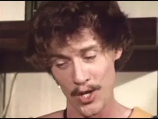 Hairy cock sucking hairy pussy fucking vintage threesome