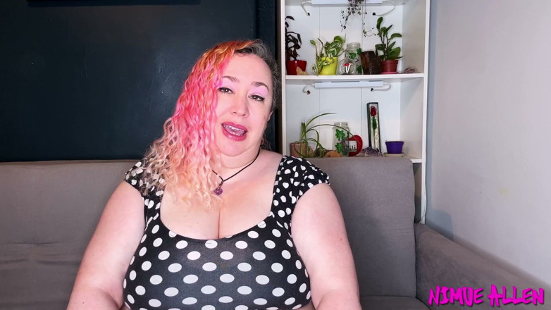 Nimue Allen: Wank przez swoje różowe koronki majtki dla mnie