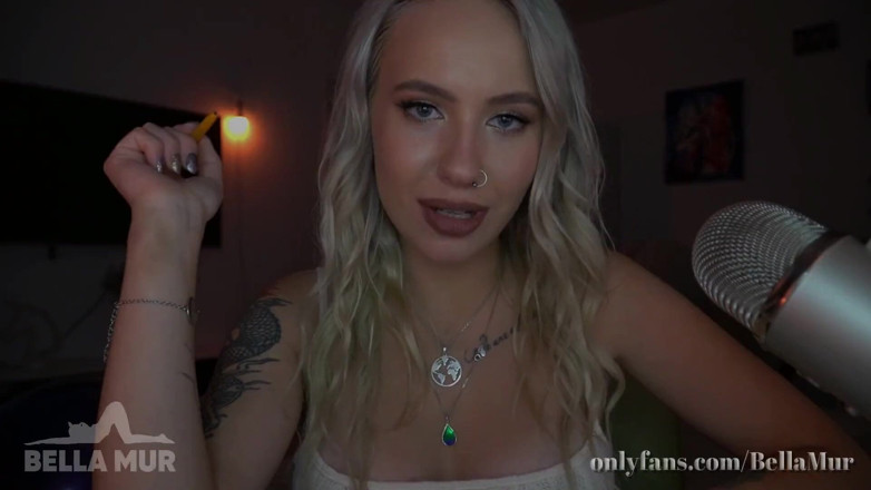 Bella Mur: ASMR Slutty college girl gives you a blowjob (Role play)
