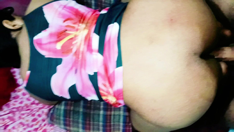 Sexy_girl_nehu: 我用清晰的印地语语音呻吟视频操我的印度哥的紧屁股小穴后入式姿势