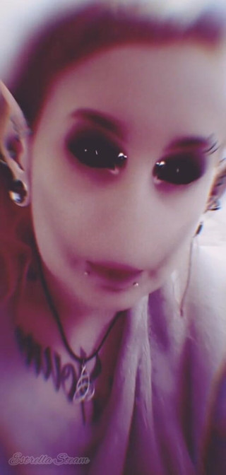 Estrella Steam: Dark elf smokes a cigarette