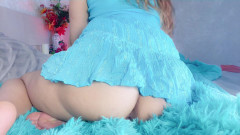 Holy_Red: Tease pantat dan kaki