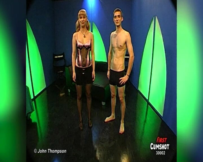 GGG John Thompson OLD STYLE: Ggg John Thompson - Une Brune Sauvage Lèche Un Cul Et...