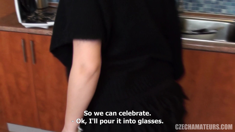 CzechAmateurs: Czescy amatorzy 70 studentów pieprzą się w miejscach publicznych