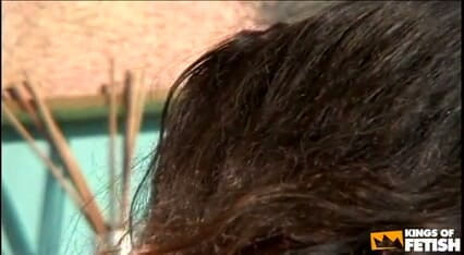 Family Role Playing: Morena traviesa obtiene su coño peludo bombeado profundamente por un...