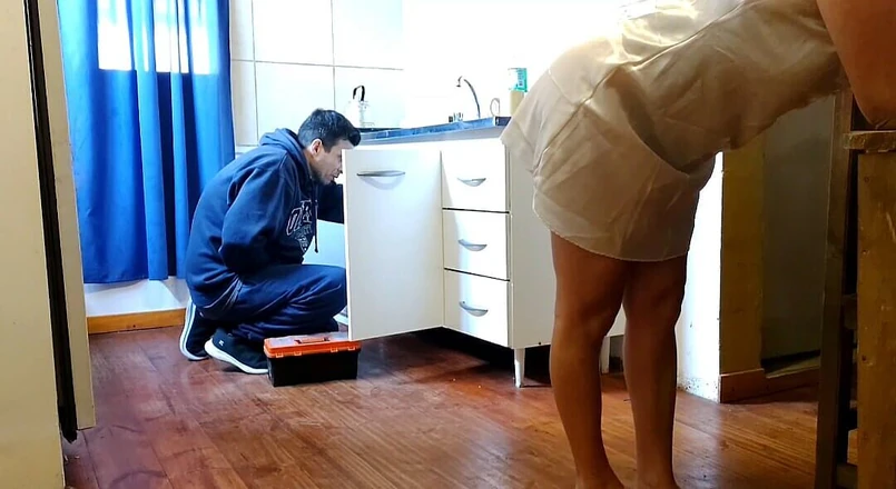 Esperanza sex: Секс с сантехником