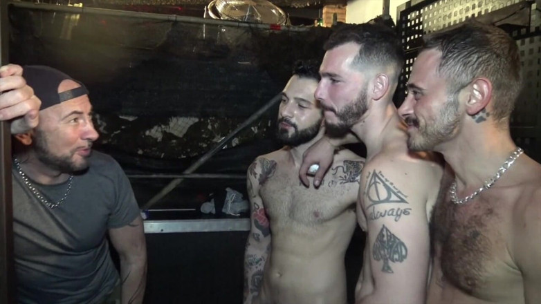 Fun raw sex with straight curious: 4142 Igor Luciso scopata crudo da 2 badboys in Spagna Dietro...