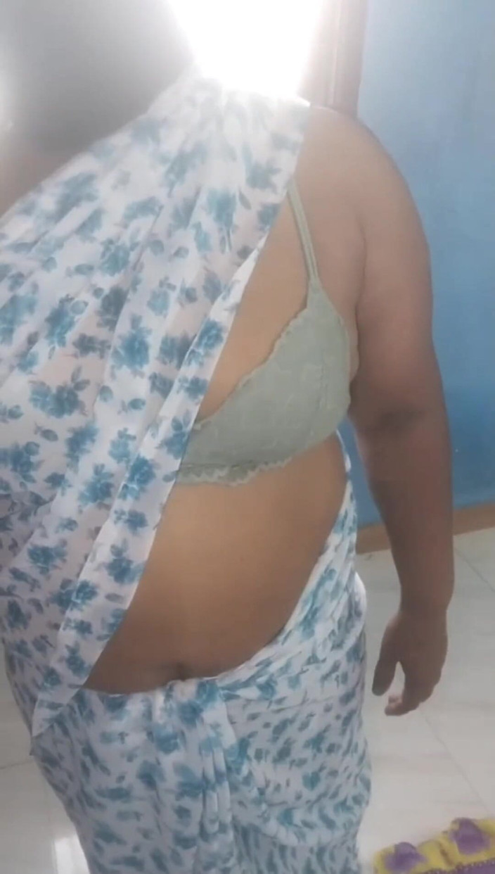 Tamil lesbian: Žhavý mluvící sex