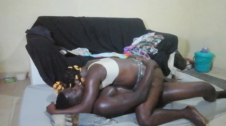 Pornsexlive: Manželka jiného je v prdeli