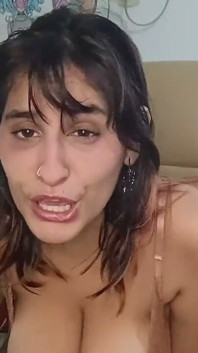 Batendo na sua esposa gorda fodendo - lutando com história