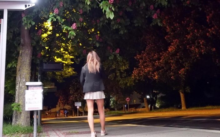 Loreley add: Chcaní v latexu a obrovská nálož na moje punčocháče