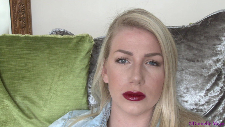 Danielle Maye: Rtěnka zívání