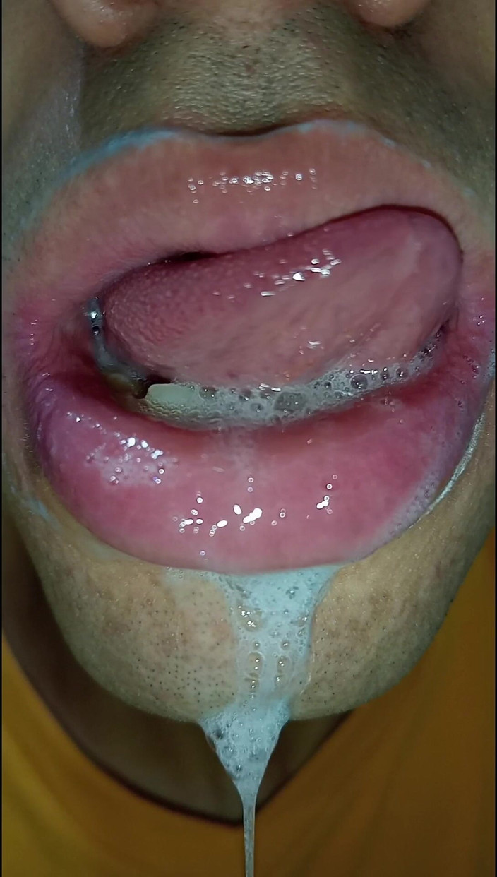 Rey rey: Jag vill ha din mjölk i munnen, tungan, lång tungfetisch,...