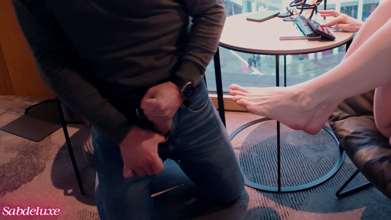 Sabdeluxe: 207 Otel Yürüyüş Tarihi