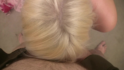 Tight little babes: Raunchy blondes teen bläst meinen harten schwanz