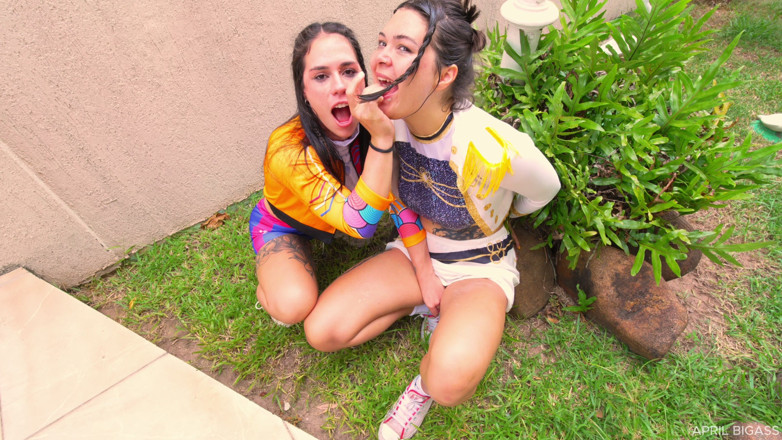 April BigAss: Halloween Huntr X Roomies Swallow Urine, Plugs and Ass Destroyed...