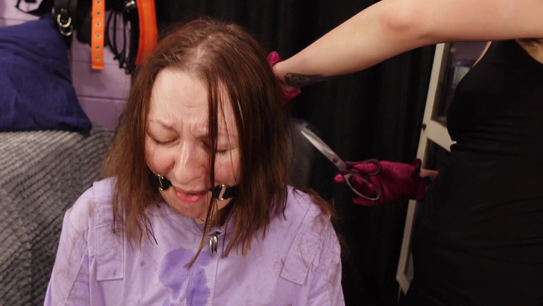 Arya Grander: BDSm-video: haarschnitt von der herrin (herrin priest &amp; arya grander)