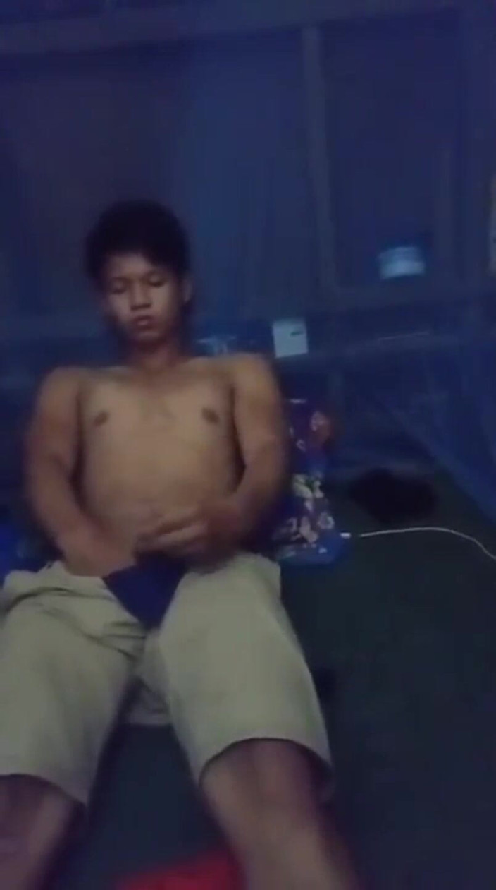 Fleshlab Gay: Virgin Sexy Pinoy Twink Boy Masturbation