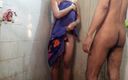 Your fulki: Schoonzus was in bad aan het nemen in de badkamer...