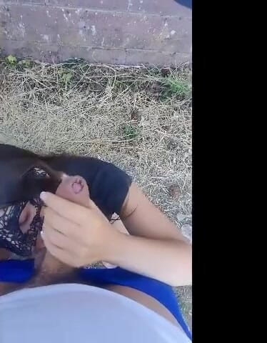 MiaByFoxCoupleItalia: Blowjob di luar kereta dan handjob oleh foxcoupleitalia