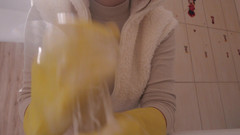 AmayaMori: Sora mea vitregă în galben mănuși de spălat vase ia o...