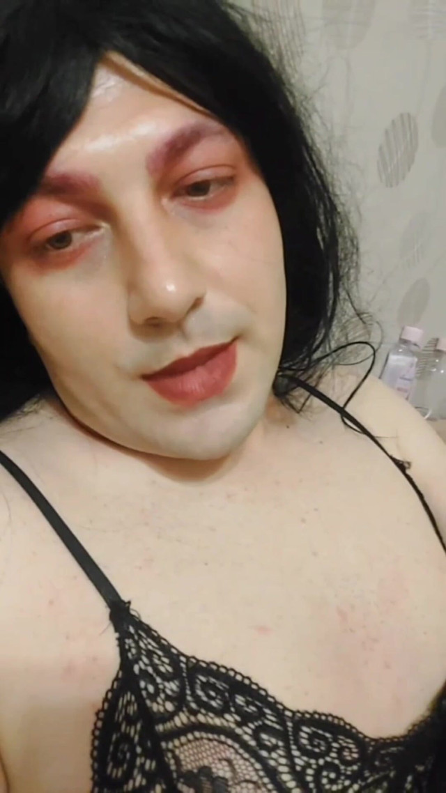 Gothic Sweet White Pretty Sissy Cute Face (Kitty_Cross)