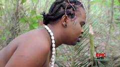 Epicafri: 레즈 유혹 - 나는 발정나고 남편은 주변에 없어