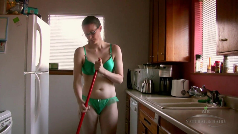 ATK Fans (Hairy): Jen заканчивает свои хлопоты в обнаженном