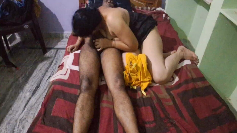 Sexy sindu: Dì Desi Mallu đụ mạnh bạo