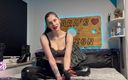 Zara Bizarr: Instructions de branlette pour les trous du cul