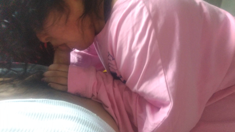 Jhony Cruz: Morning Blowjob From My Little Bitch 18 Years Old