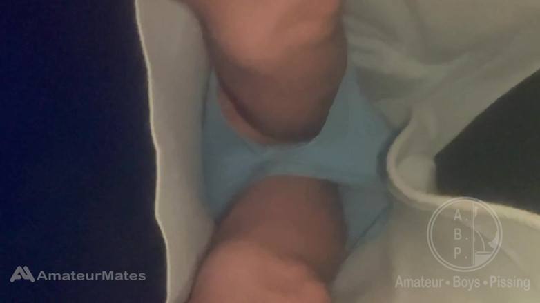 AmateurBoysPissing: Want to Get Pissed on by an Amateur Boy?