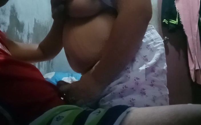 Chubbyme Pinay: Sesso duro con la zia paffuta asiatica nella nostra provincia...
