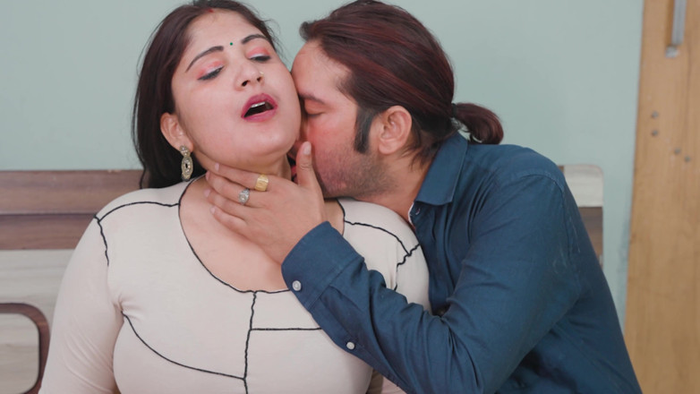 Shah ji: Boss Called Bhabhi to His Room on the Pretext of...