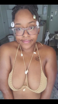 J’adore me sucer le visage