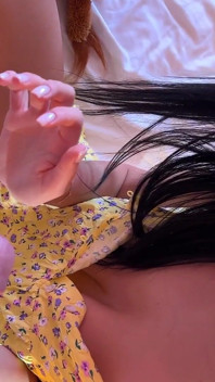 Všechny přírodní velké kozy hubená dlouhé nohy brunetka nutí chlapa s velkým ptákem sténat s dlouhým škádlením