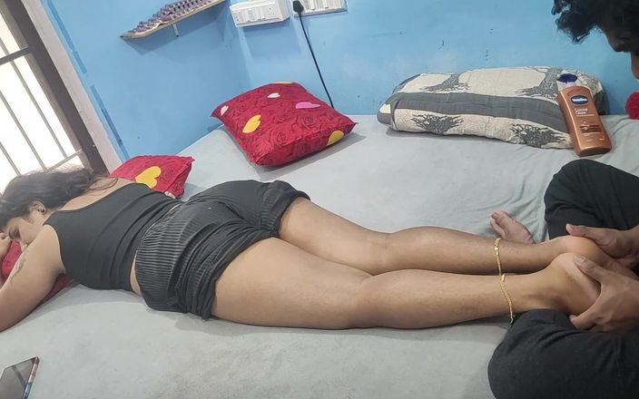Vaigavarun Feet romance: Fötter och benmassage