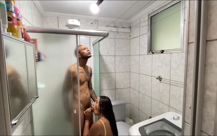 Alana India: Sono andato a fare una doccia con il mio ragazzo