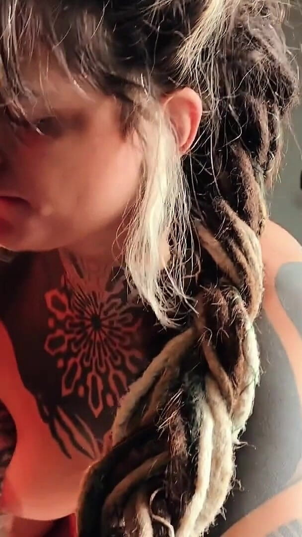 aquelemariooficial: Pornstar Dread Hot Has Intense Sex with an Old Friend...